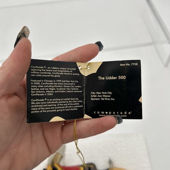 COW PARADE The UDDER 500 Race Car Flames Westland Gift 2006 Tag & Box #7728 👀👇 - Picture 9 of 16